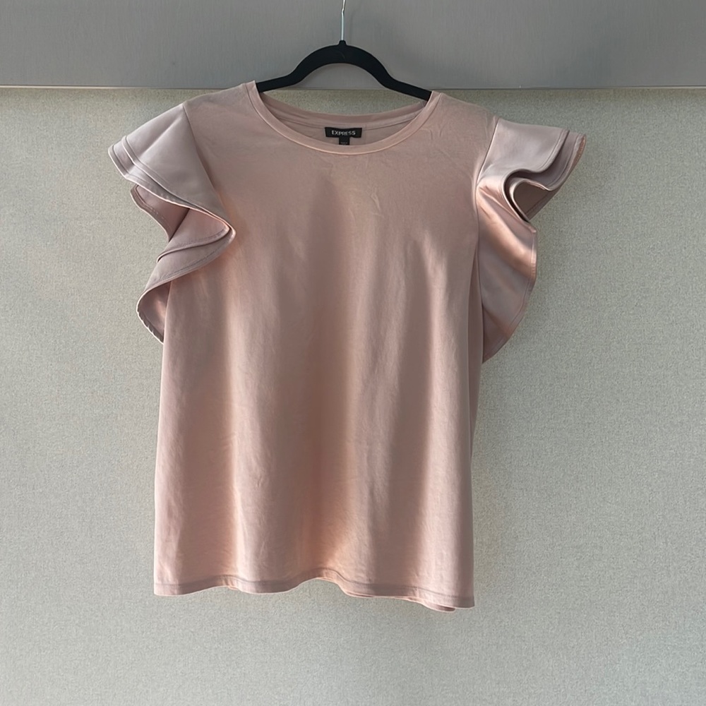 Express scalloped sleeve shirt
